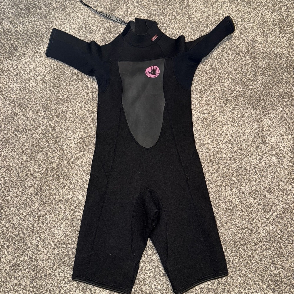 Body Glove 2/1 MM Black Shorty Wetsuit w Long Back Zip, Women's 7/8